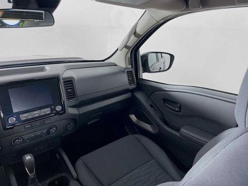 Certified 2024 Nissan Frontier S image 21