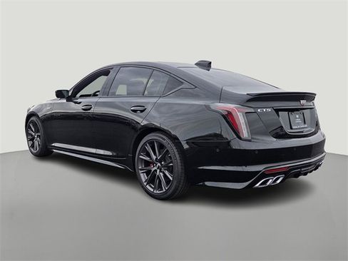 New 2026 Cadillac CT5 V image 6