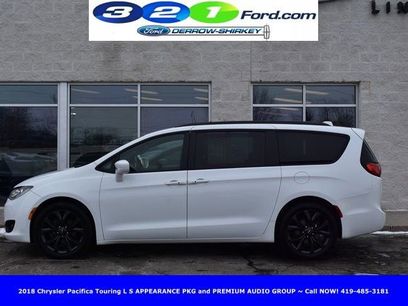 Used 2018 Chrysler Pacifica Touring-L w/ Premium Audio Group