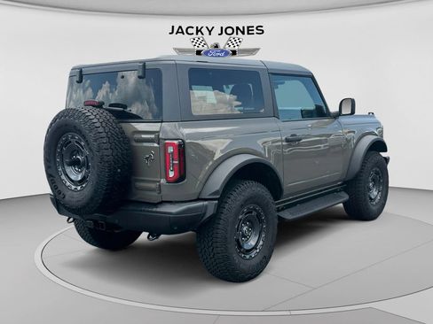 Used 2025 Ford Bronco Badlands w/ Sasquatch Package AWD/4WD image 5