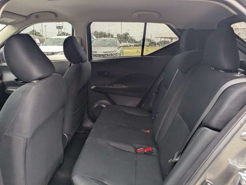 Used 2021 Nissan Kicks S FWD image 10