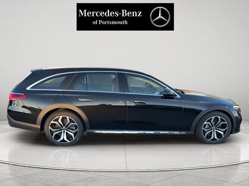 New 2025 Mercedes-Benz E 450 4MATIC All-Terrain Wagon image 9