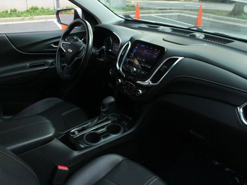 Used 2022 Chevrolet Equinox Premier AWD/4WD image 22