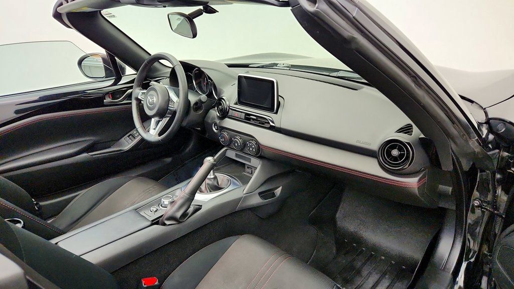 Used 2016 MAZDA MX-5 Miata Club w/ Brembo/BBS Package RWD image 24
