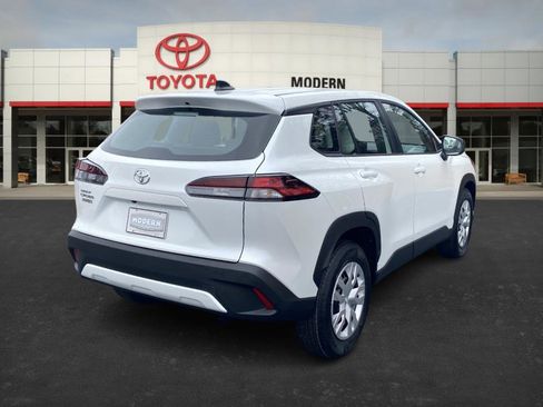 Certified 2026 Toyota Corolla Cross L image 5