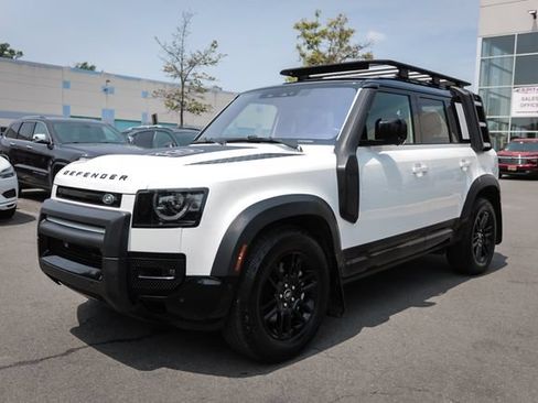 Used 2022 Land Rover Defender 110 X-Dynamic SE AWD/4WD image 5