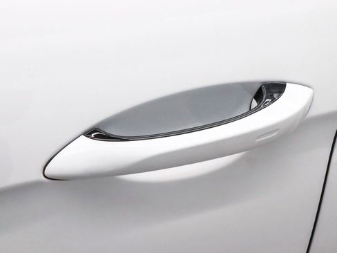 Used 2023 Porsche Panamera 4 Platinum Edition image 58