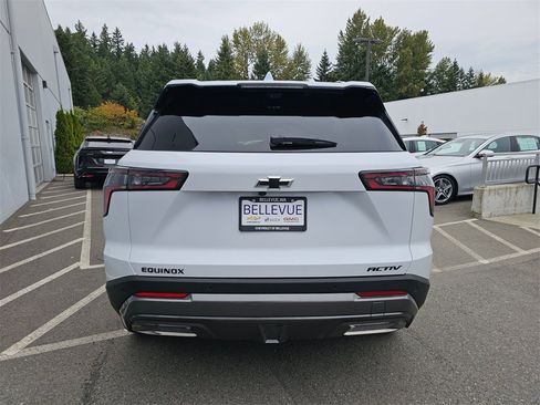 New 2026 Chevrolet Equinox ACTIV w/ Convenience Package III image 6