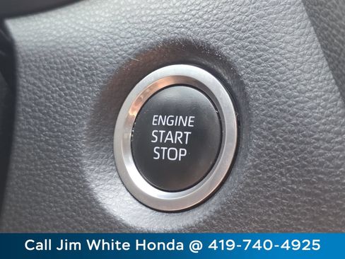 Used 2024 Toyota Corolla SE FWD image 32