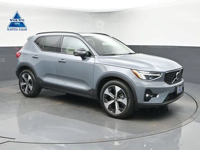Used 2023 Volvo XC40 B5 Plus w/ Protection Package Premier
