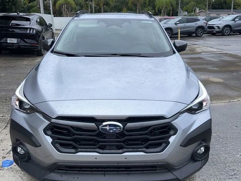 Used 2025 Subaru Crosstrek 2.0i Premium AWD/4WD image 2