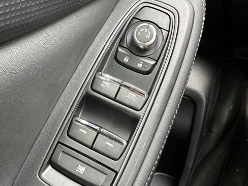 Used 2022 Subaru Forester Touring image 19