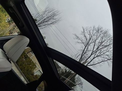 Used 2023 Lexus RX 350 w/ Accessory Package (2T) image 15