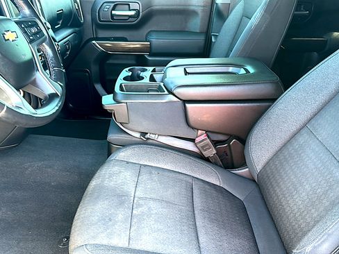 Used 2019 Chevrolet Silverado 1500 LT w/ Texas Edition RWD image 13