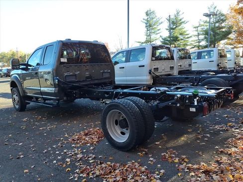 New 2026 Ford F550 4x4 Supercab Super Duty image 4