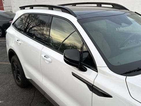 New 2025 Kia Sorento SX Prestige w/ Olive Brown Leather Package AWD/4WD image 8