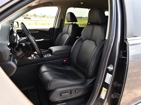 Certified 2025 Honda Pilot EX-L image 22