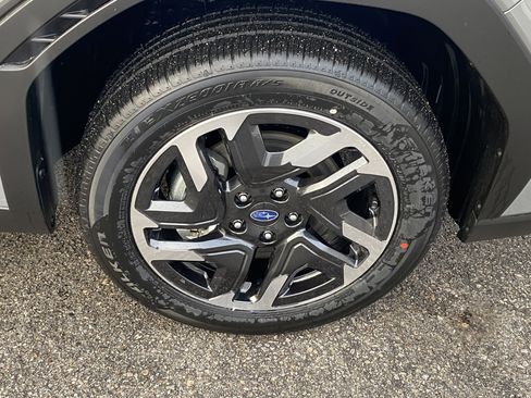 New 2025 Subaru Forester Limited image 29