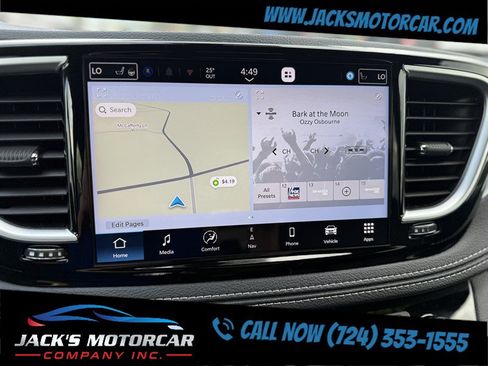 Used 2026 Chrysler Pacifica Limited FWD image 22