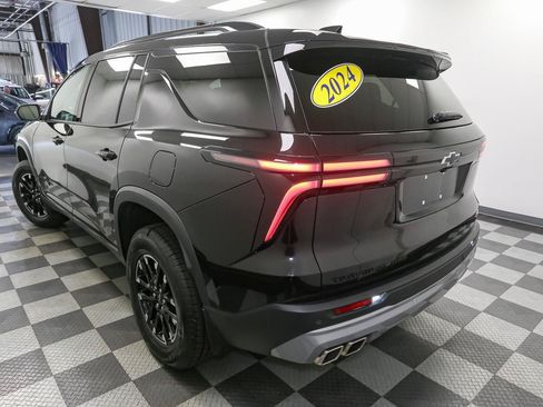 Used 2024 Chevrolet Traverse Z71 AWD/4WD image 9