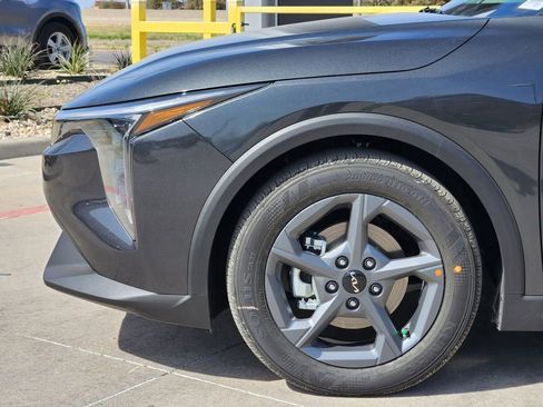 New 2026 Kia K4 FWD image 5