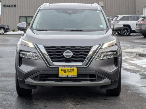 Used 2022 Nissan Rogue SV w/ SV Premium Package AWD/4WD image 2