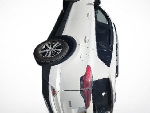 Used 2017 Toyota RAV4 XLE AWD/4WD image 7