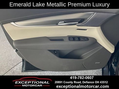 Used 2025 Cadillac XT5 Premium Luxury AWD/4WD image 34