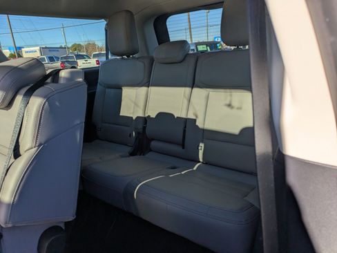 Used 2025 Ford Expedition Max Active image 28