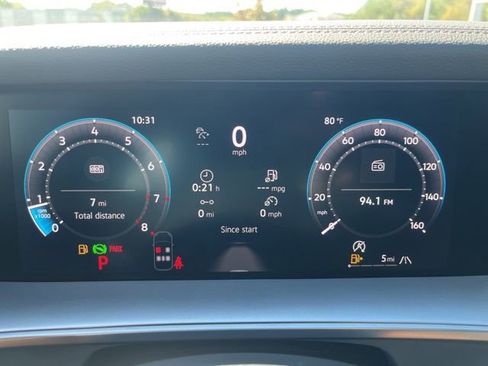 New 2026 Volkswagen Tiguan SE R-Line image 12