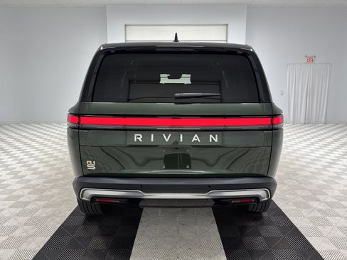 Used 2024 Rivian R1S Adventure AWD/4WD image 4