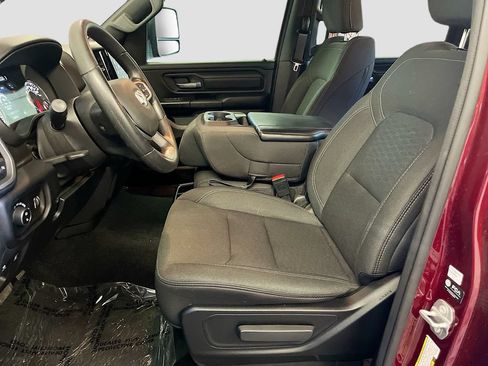 Used 2025 RAM 1500 Warlock AWD/4WD image 19