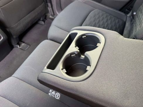 Used 2024 Nissan Pathfinder SV AWD/4WD image 15
