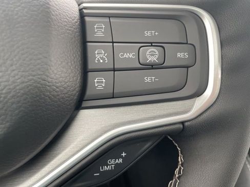 New 2026 Jeep Grand Wagoneer 4WD image 23