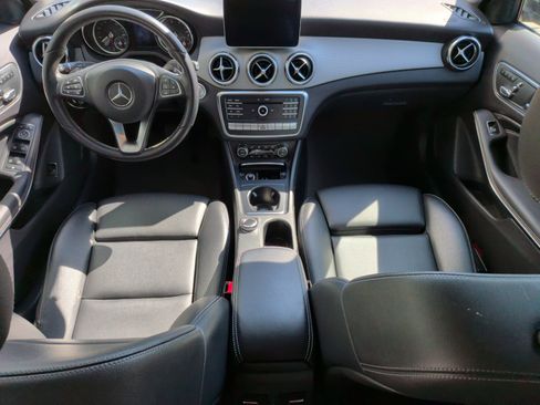 Used 2018 Mercedes-Benz GLA 250 4MATIC image 28