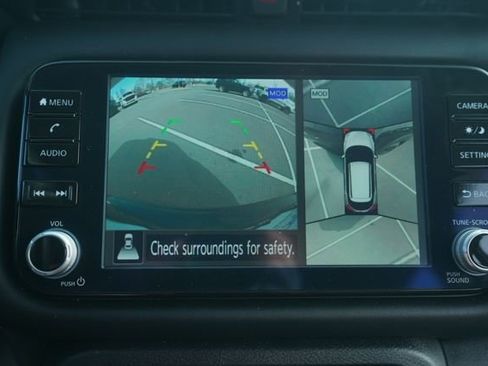 Used 2024 Nissan Kicks SR image 27