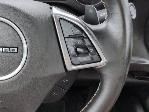 Used 2018 Chevrolet Camaro LT RWD image 23