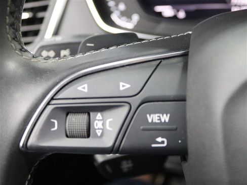 Used 2020 Audi SQ5 Premium Plus image 31