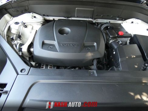 Used 2016 Volvo XC90 T6 Momentum w/ Momentum Plus Package AWD/4WD image 74