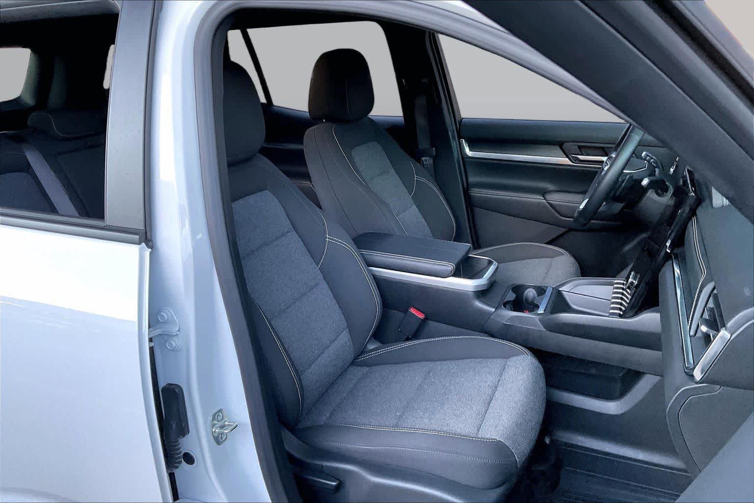 Used 2026 GMC Terrain Elevation FWD image 9