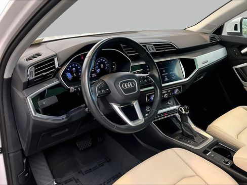 Used 2021 Audi Q3 2.0T Premium w/ Convenience Package AWD/4WD image 18