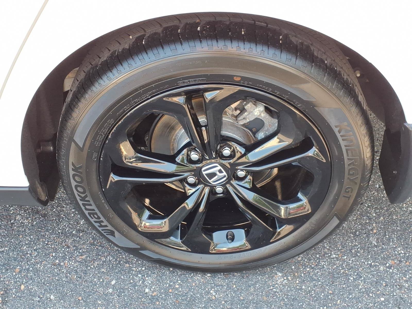 Certified 2025 Honda Accord SE image 14