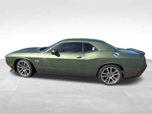 Used 2023 Dodge Challenger R/T RWD image 8