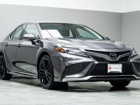 Used 2024 Toyota Camry XSE image 4