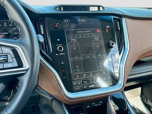 Used 2021 Subaru Outback Touring w/ Popular Package #2 image 16