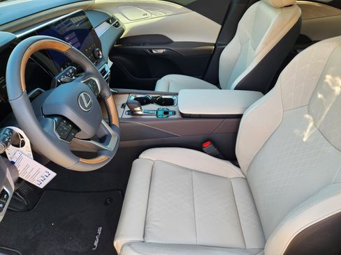 New 2026 Lexus RX 350 AWD image 8