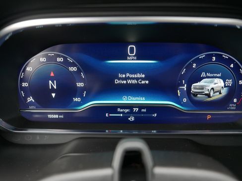 Certified 2024 Chevrolet Tahoe High Country w/ Advanced Technology Package image 21