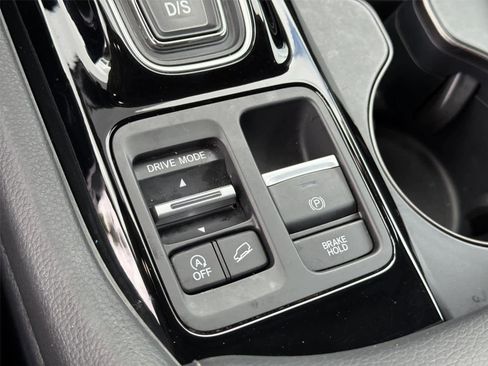 Used 2023 Honda Pilot EX-L image 37
