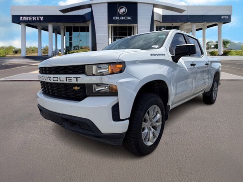 Used 2021 Chevrolet Silverado 1500 Custom image 4