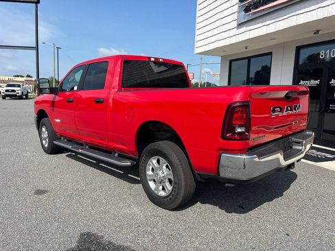 Used 2026 RAM 2500 Big Horn AWD/4WD image 6